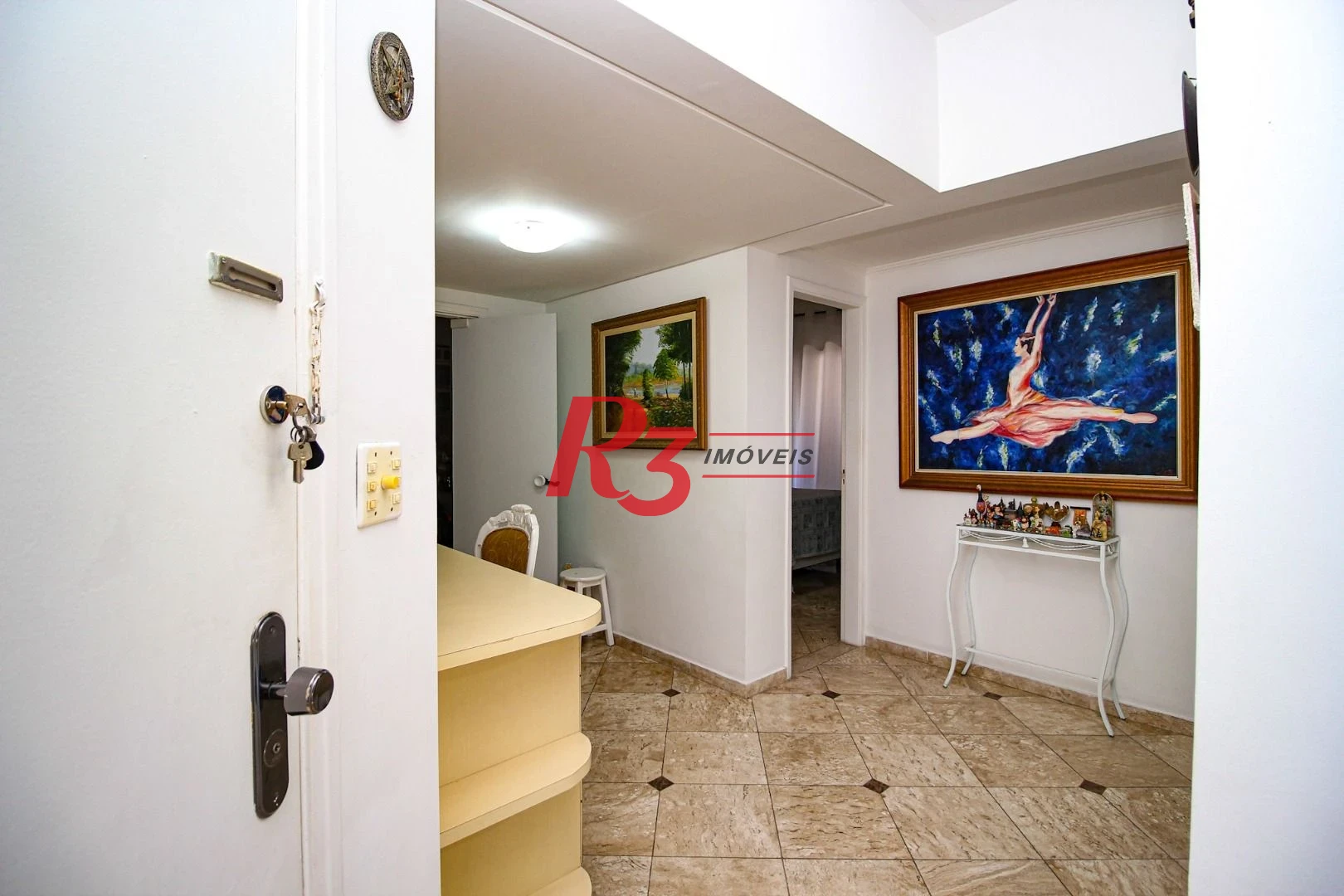 Apartamento com 2 quartos 2 suites, dep completa, 2 vagas