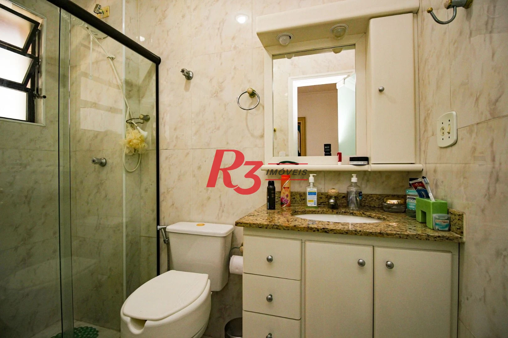 Apartamento com 2 quartos 2 suites, dep completa, 2 vagas