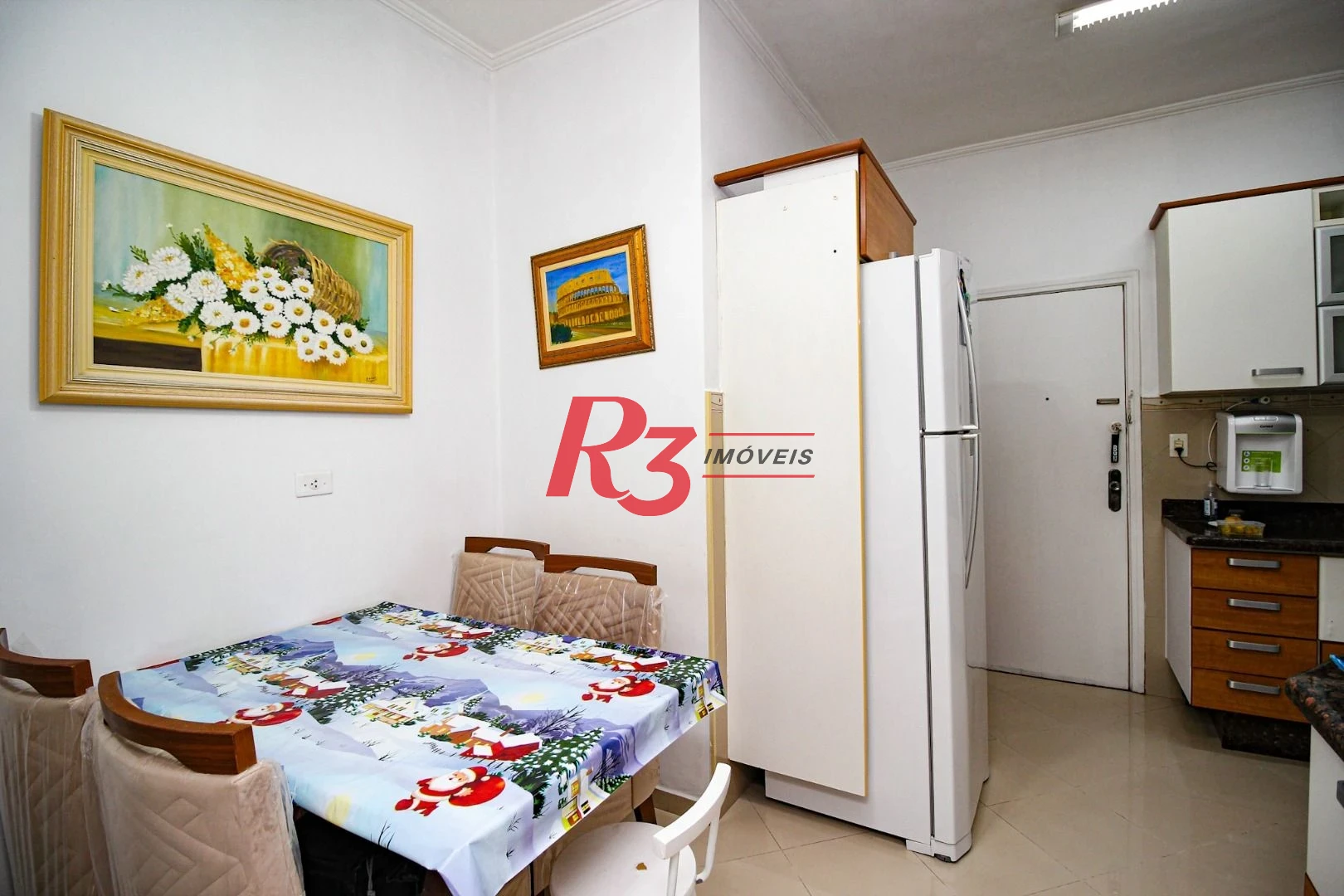 Apartamento com 2 quartos 2 suites, dep completa, 2 vagas