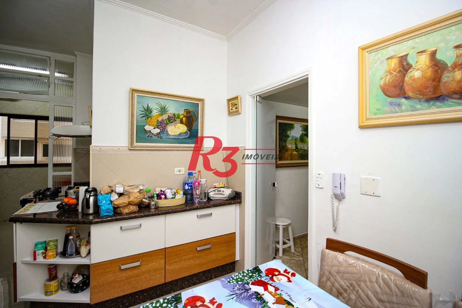 Apartamento com 2 quartos 2 suites, dep completa, 2 vagas