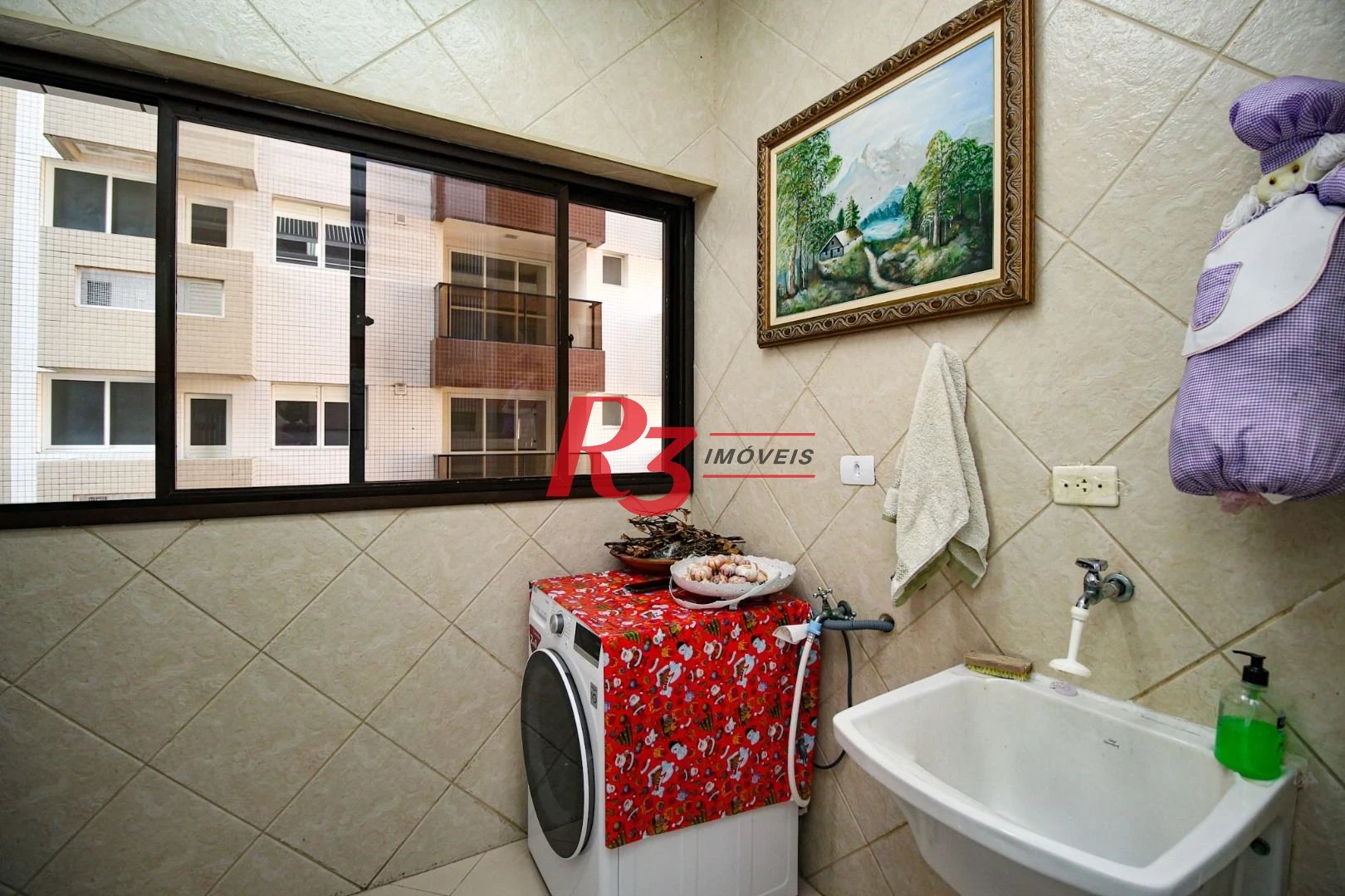Apartamento com 2 quartos 2 suites, dep completa, 2 vagas