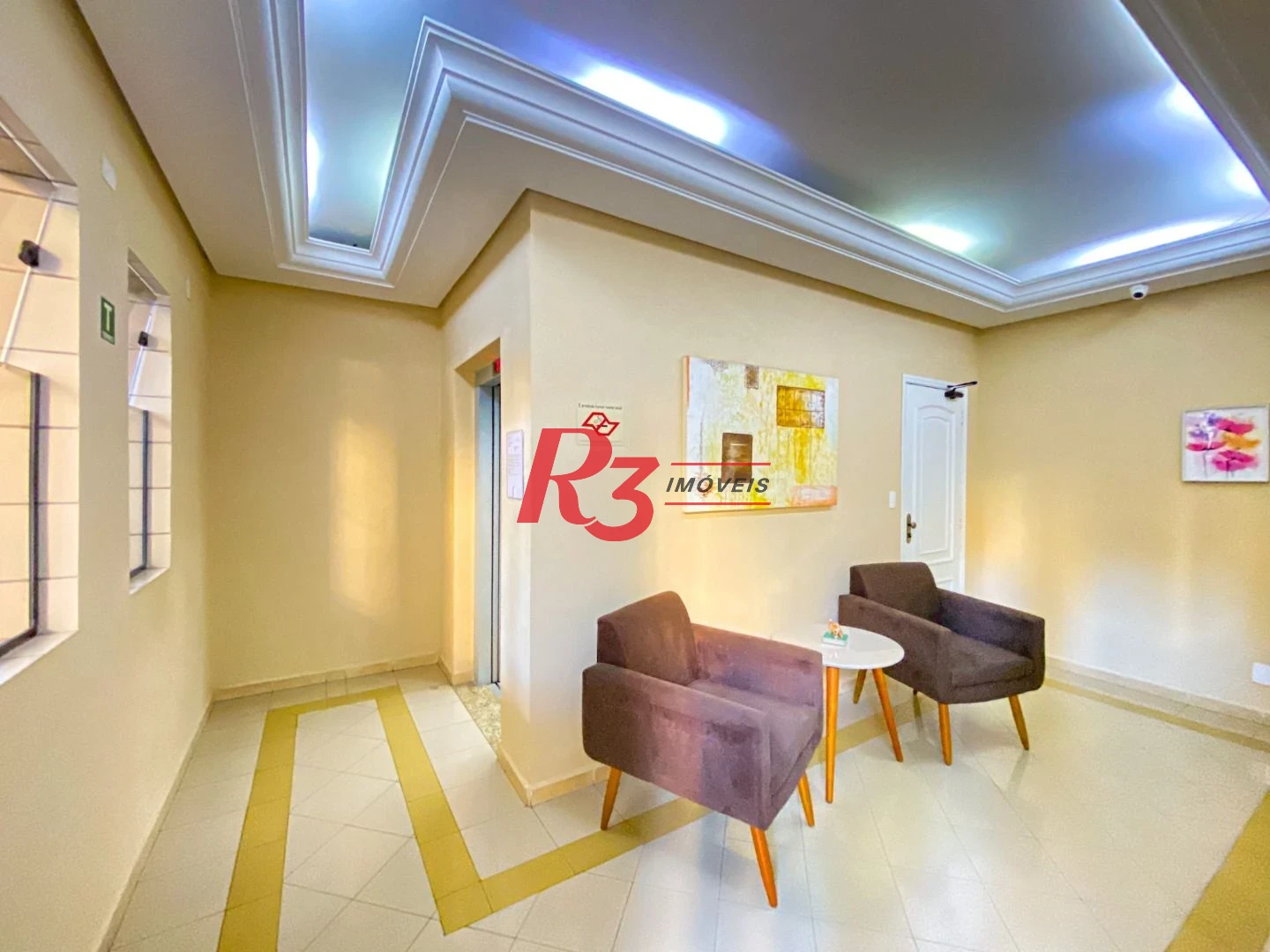 Apartamento com 2 quartos 2 suites, dep completa, 2 vagas