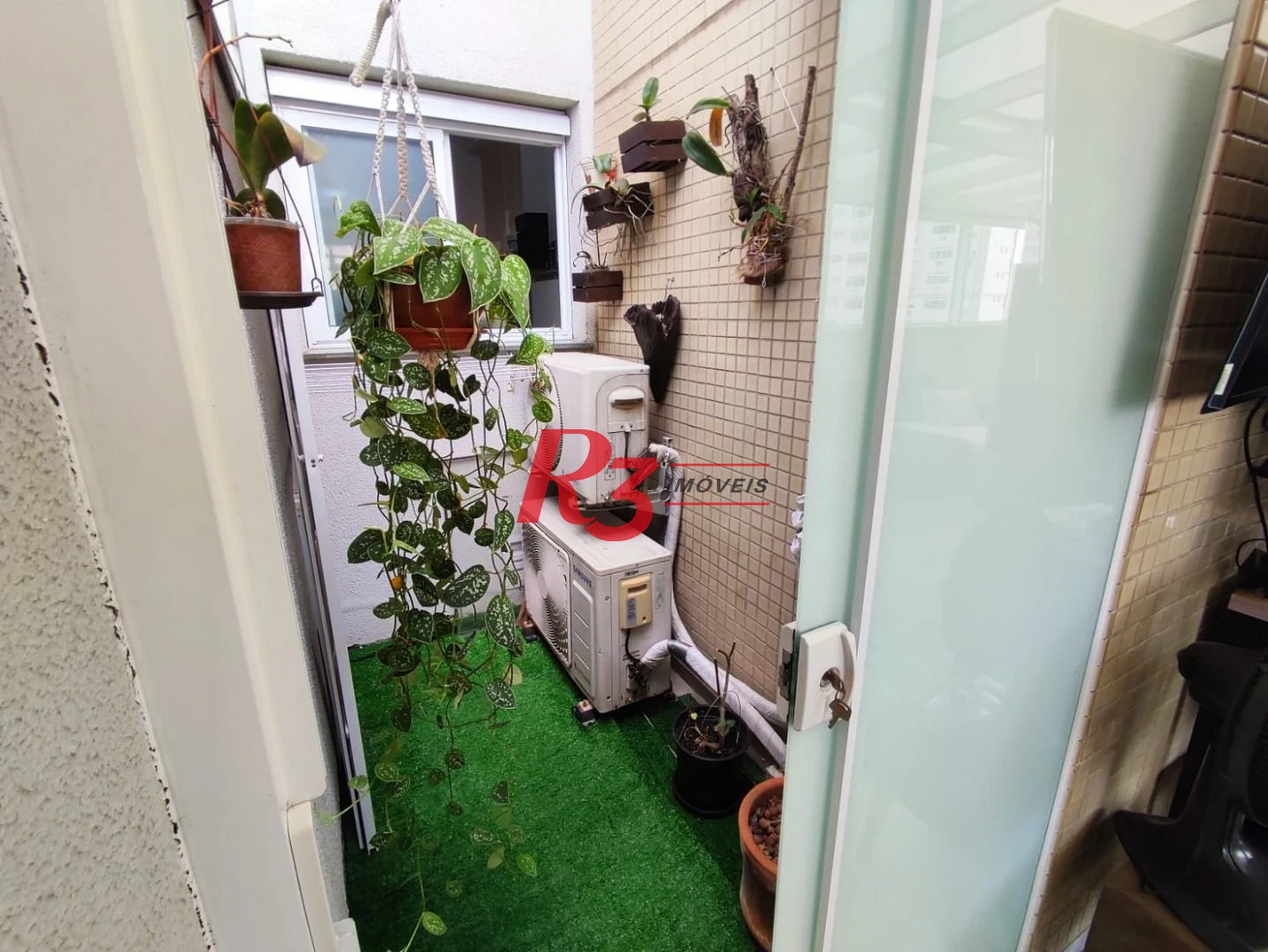 Apartamento Garden com 2 dormitórios à venda, 154 m² por R$ 1.379.000,00 - Campo Grande - Santos/SP