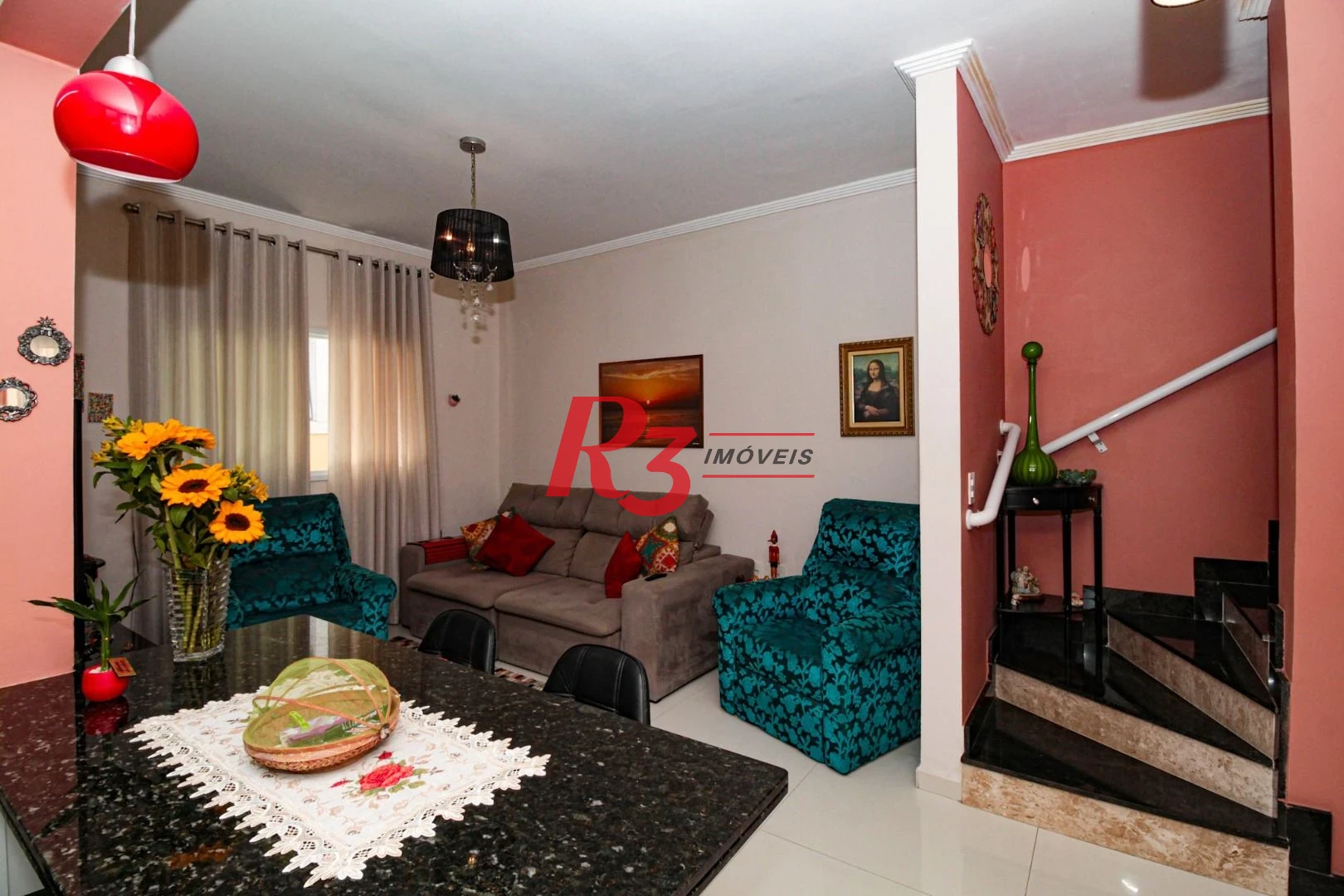 Casa com 2 dormitórios à venda, 100 m² por R$ 750.000,00 - Gonzaga - Santos/SP