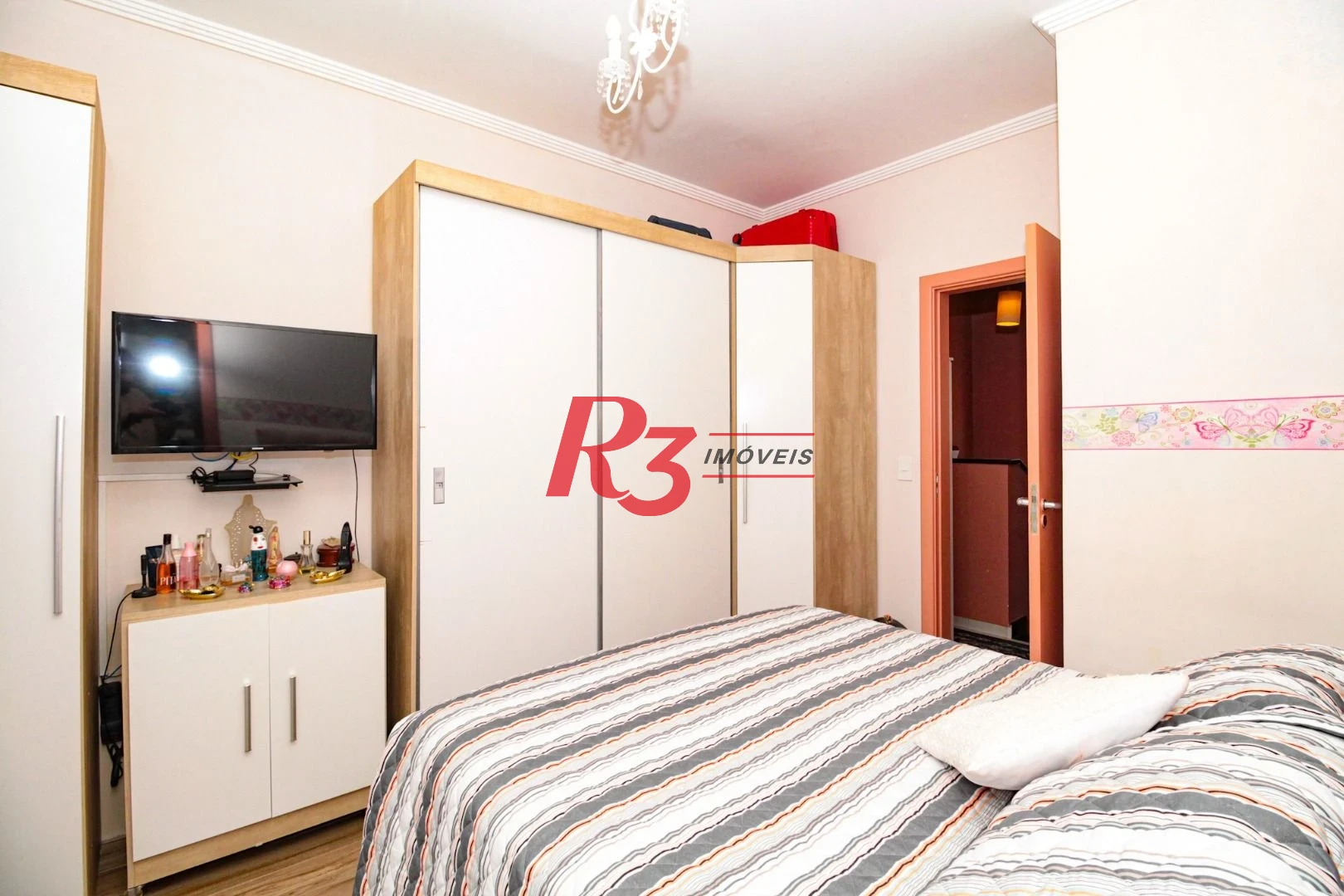 Casa com 2 dormitórios à venda, 100 m² por R$ 750.000,00 - Gonzaga - Santos/SP
