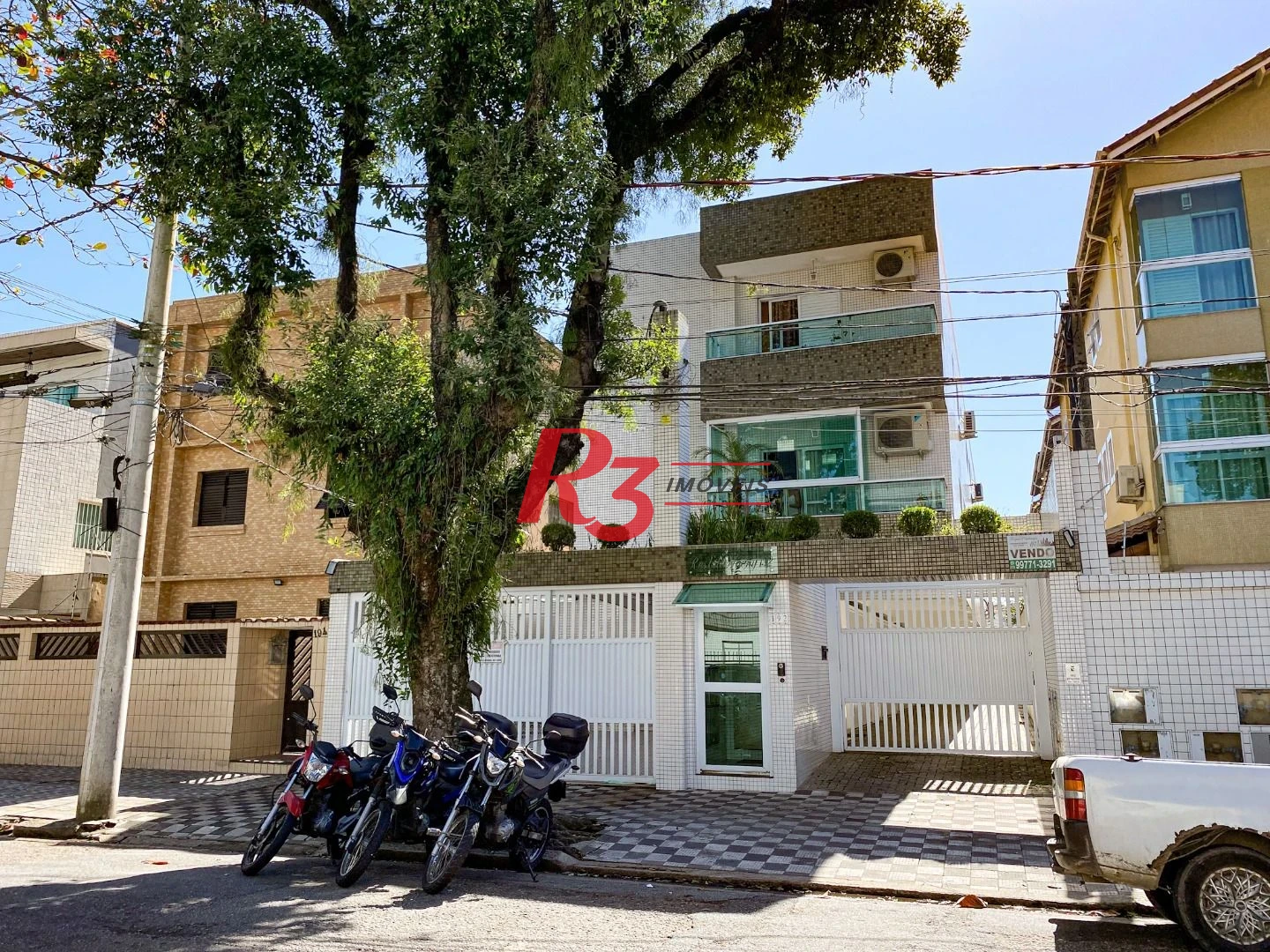 Casa com 2 dormitórios à venda, 100 m² por R$ 750.000,00 - Gonzaga - Santos/SP