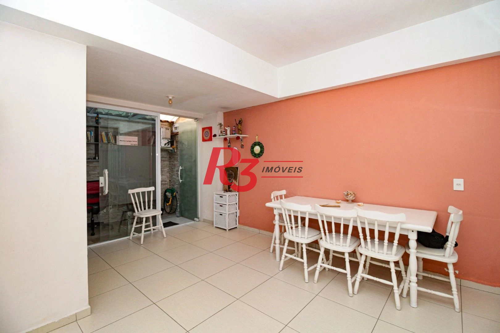 Casa com 2 dormitórios à venda, 100 m² por R$ 750.000,00 - Gonzaga - Santos/SP