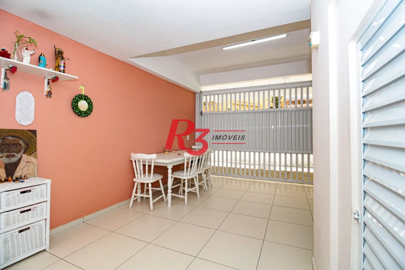 Casa com 2 dormitórios à venda, 100 m² por R$ 750.000,00 - Gonzaga - Santos/SP