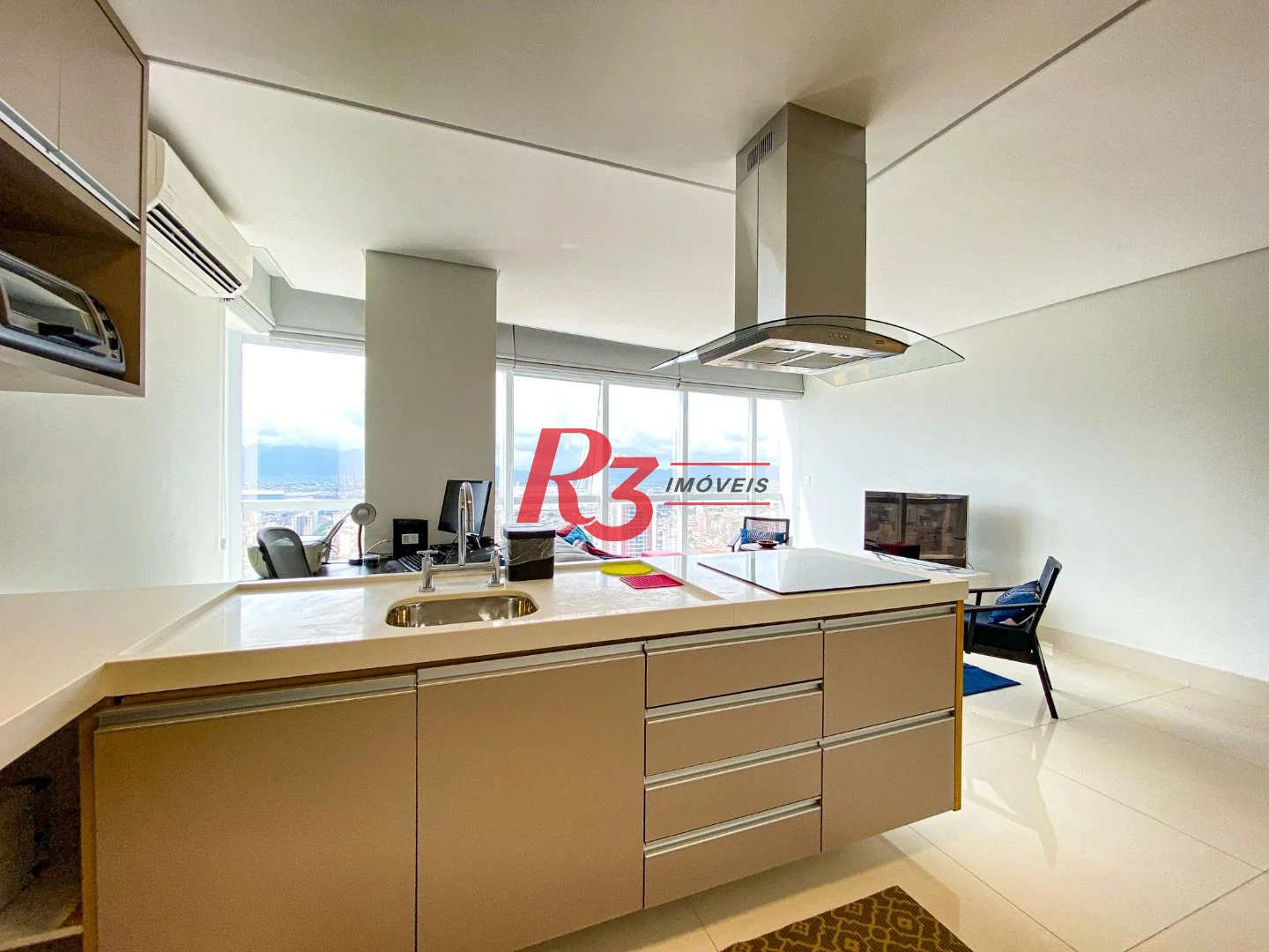 Apartamento com 1 dormitório à venda, 68 m² por R$ 1.200.000,00 - Aparecida - Santos/SP