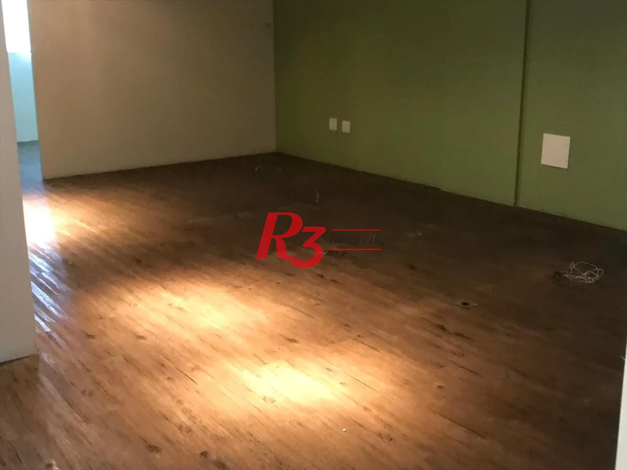 Conjunto à venda, 100 m² por R$ 583.000,00 - Gonzaga - Santos/SP