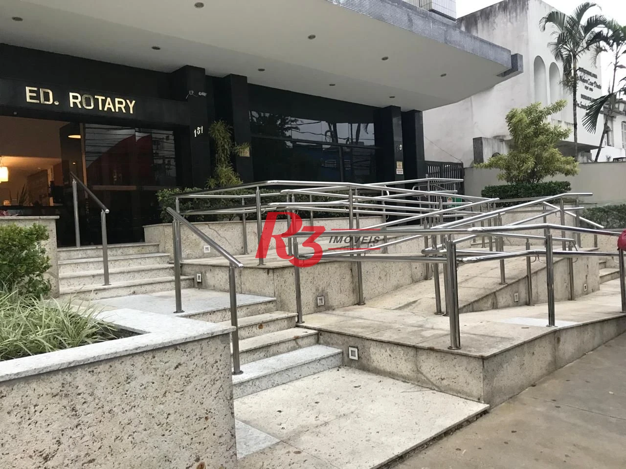 Conjunto à venda, 100 m² por R$ 583.000,00 - Gonzaga - Santos/SP