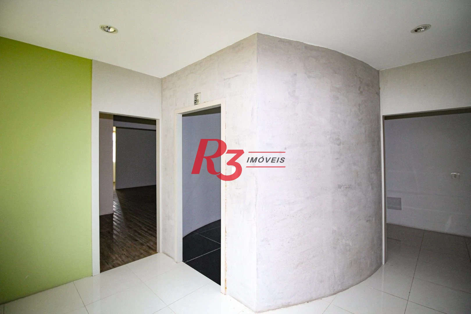 Conjunto à venda, 100 m² por R$ 583.000,00 - Gonzaga - Santos/SP