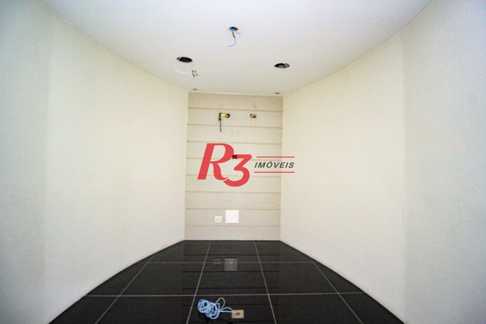 Conjunto à venda, 100 m² por R$ 583.000,00 - Gonzaga - Santos/SP