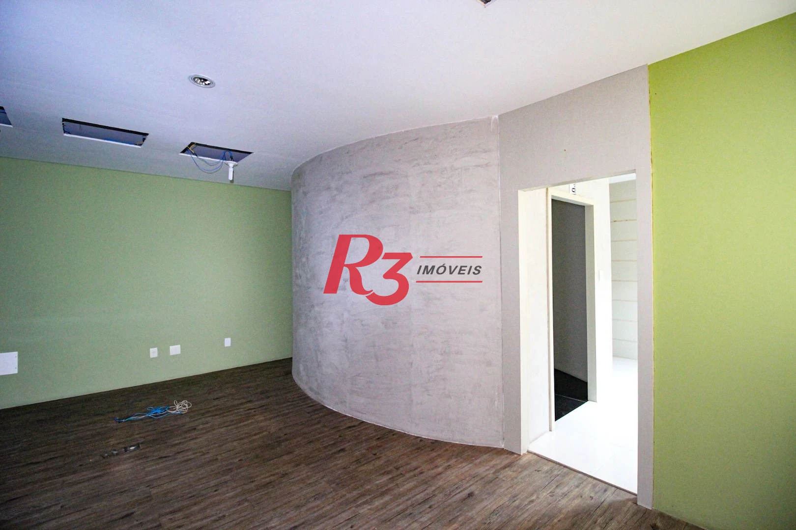Conjunto à venda, 100 m² por R$ 583.000,00 - Gonzaga - Santos/SP