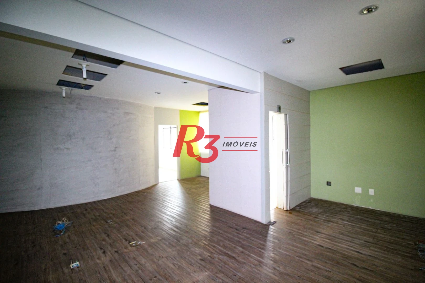 Conjunto à venda, 100 m² por R$ 583.000,00 - Gonzaga - Santos/SP