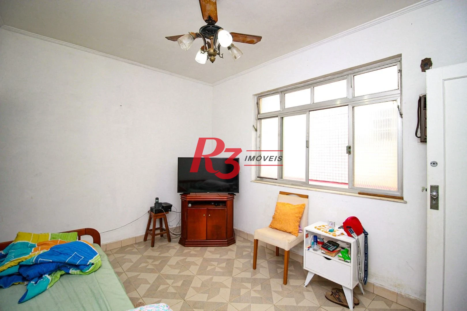 Apartamento com 2 dormitórios à venda, 76 m² por R$ 450.000,00 - Embaré - Santos/SP