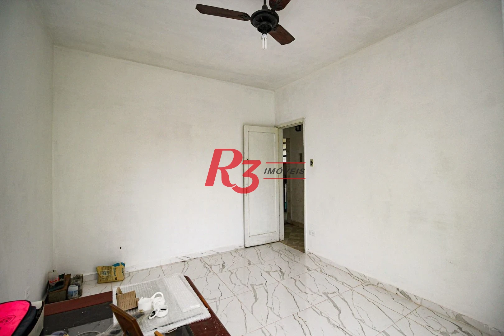 Apartamento com 2 dormitórios à venda, 76 m² por R$ 450.000,00 - Embaré - Santos/SP