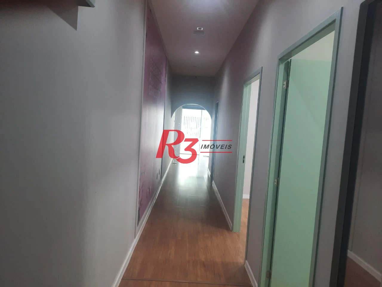 Loja com 100m2 de área útil