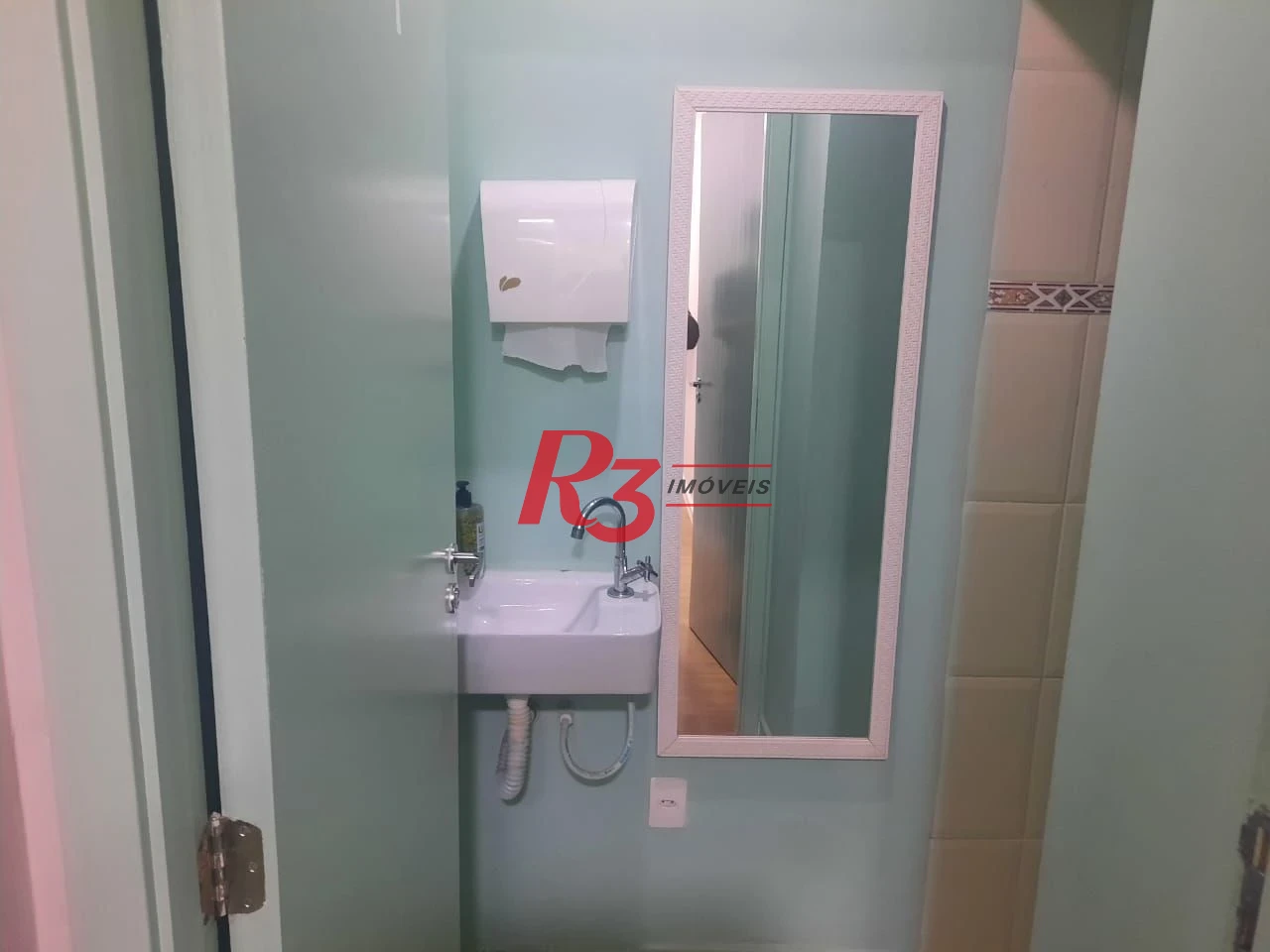 Loja com 100m2 de área útil