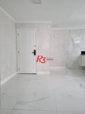 Apartamento 2 dormitórios, 2 suítes no bairro Boqueirão, Santos-SP.