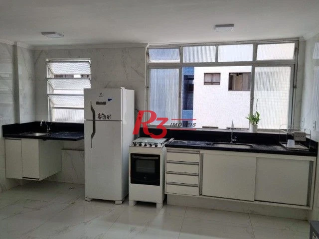 Apartamento 2 dormitórios, 2 suítes no bairro Boqueirão, Santos-SP.