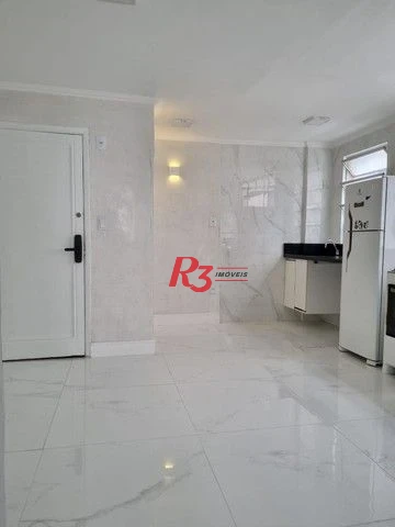 Apartamento 2 dormitórios, 2 suítes no bairro Boqueirão, Santos-SP.