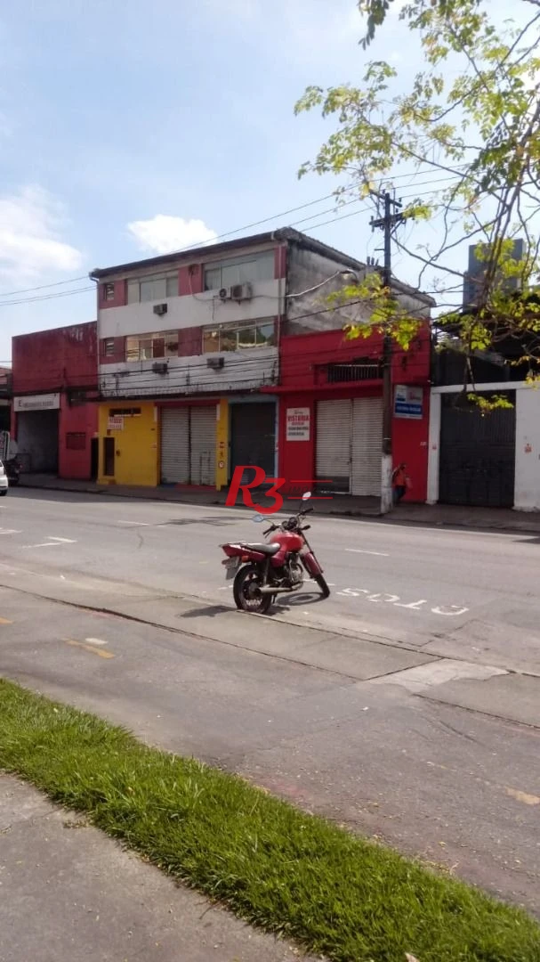 Excelente terreno de 1650m2 em frente o poupa tempo em Santos