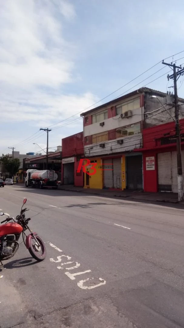 Excelente terreno de 1650m2 em frente o poupa tempo em Santos