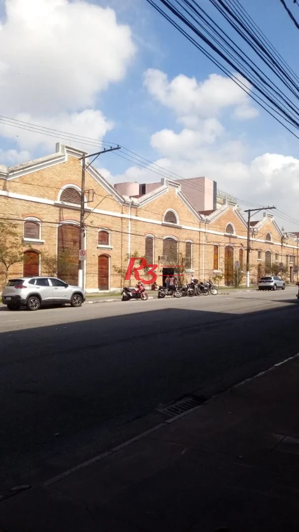 Excelente terreno de 1650m2 em frente o poupa tempo em Santos