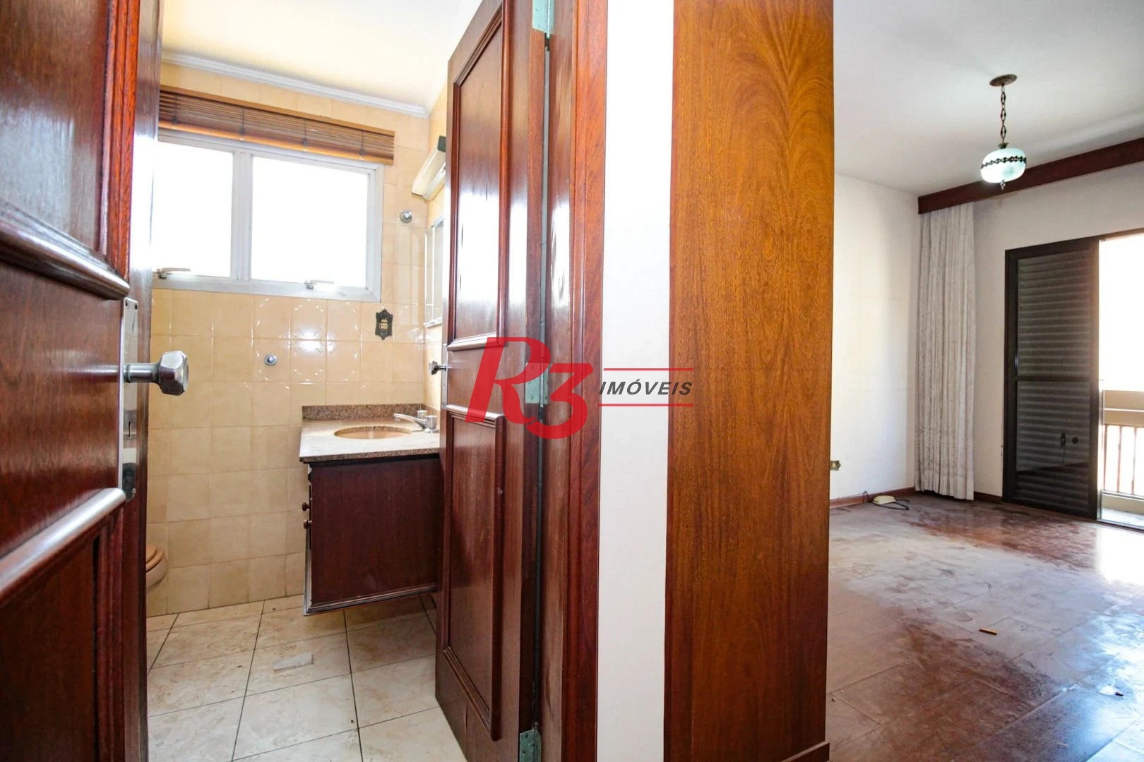 Apartamento com 3 dormitórios à venda, 133 m² por R$ 1.350.000,00 - Gonzaga - Santos/SP