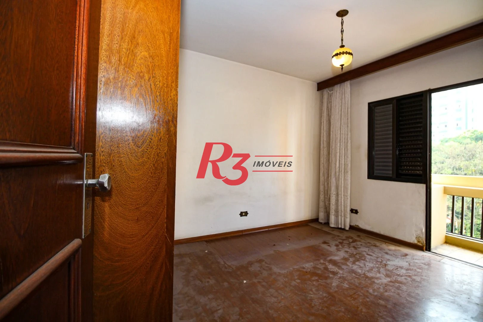 Apartamento com 3 dormitórios à venda, 133 m² por R$ 1.350.000,00 - Gonzaga - Santos/SP