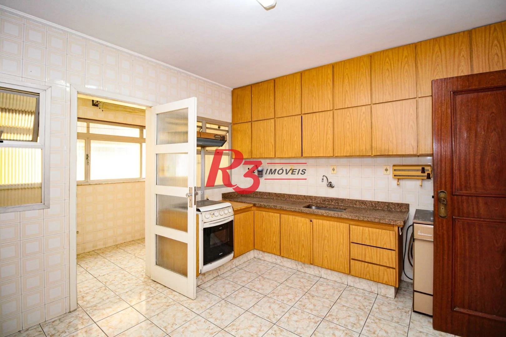Apartamento com 3 dormitórios à venda, 133 m² por R$ 1.350.000,00 - Gonzaga - Santos/SP
