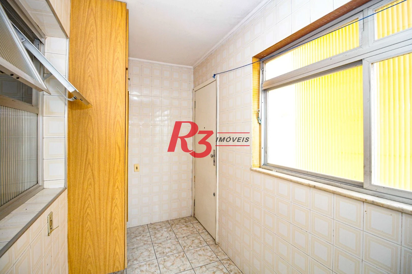 Apartamento com 3 dormitórios à venda, 133 m² por R$ 1.350.000,00 - Gonzaga - Santos/SP