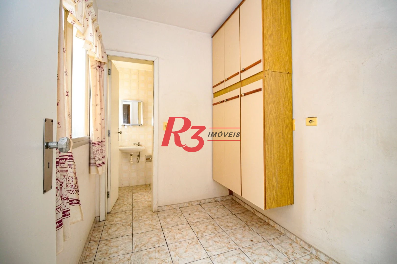 Apartamento com 3 dormitórios à venda, 133 m² por R$ 1.350.000,00 - Gonzaga - Santos/SP