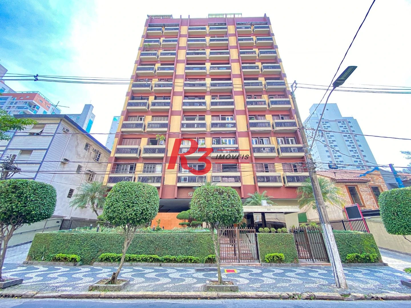 Apartamento com 3 dormitórios à venda, 133 m² por R$ 1.350.000,00 - Gonzaga - Santos/SP