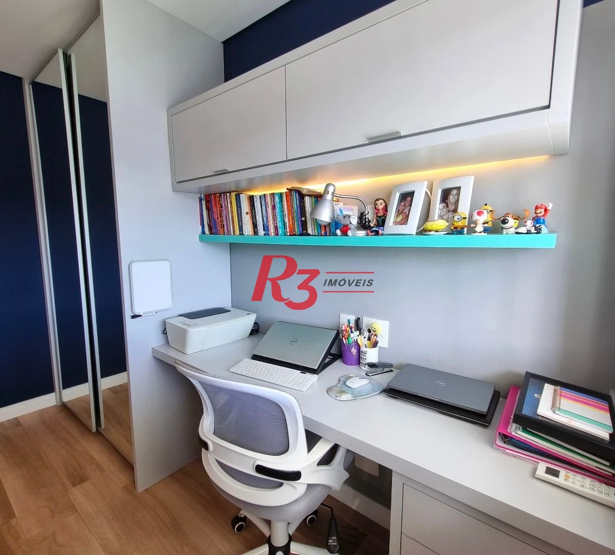 Apartamento com 3 dormitórios à venda, 100 m² por R$ 1.930.000,00 - Pompéia - Santos/SP