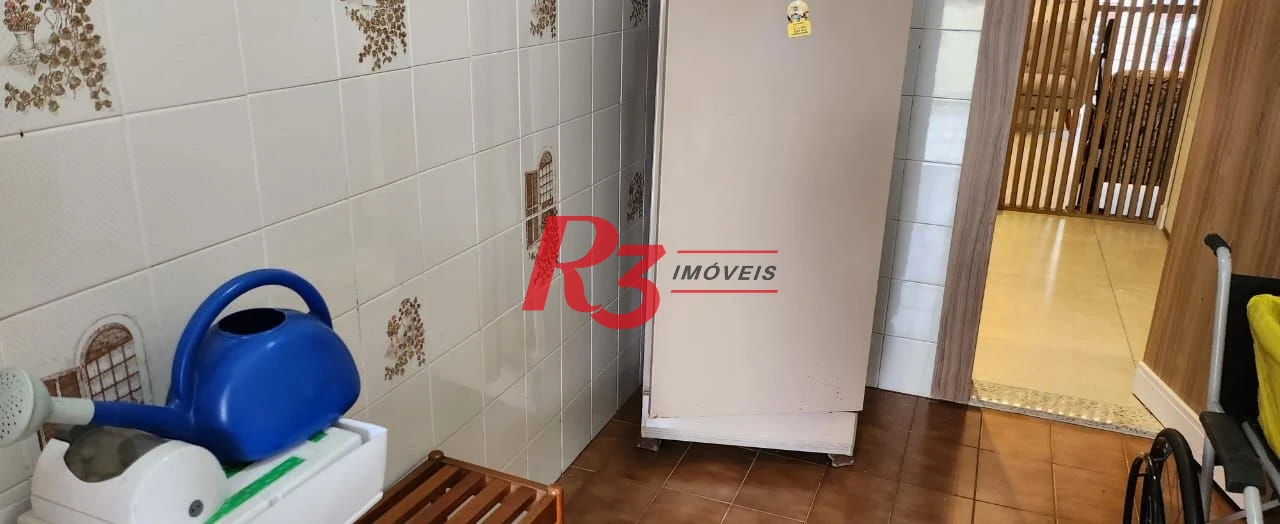Sobrado com 3 dormitórios para alugar, 150 m² por R$ 7.500,01/mês - Vila Matias - Santos/SP