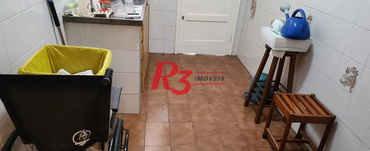 Sobrado com 3 dormitórios para alugar, 150 m² por R$ 7.500,01/mês - Vila Matias - Santos/SP