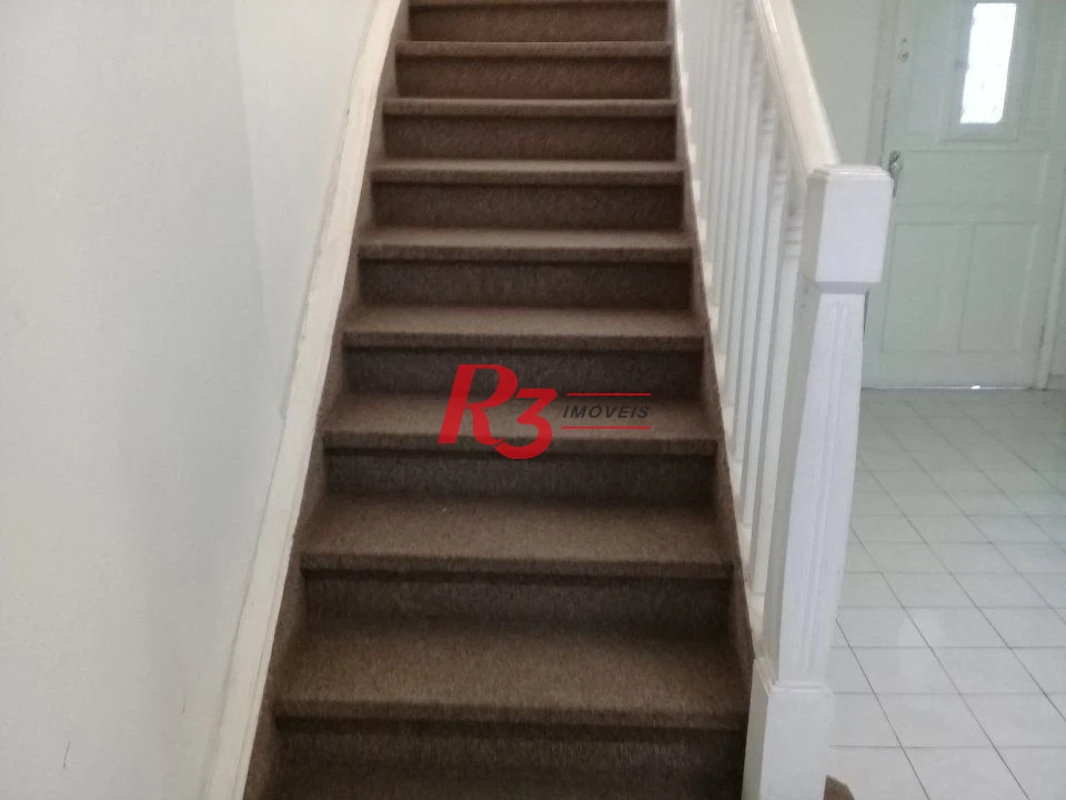 Sobrado com 3 dormitórios, 155 m² - venda por R$ 1.700.000,00 ou aluguel por R$ 8.500,00/mês - Vila Matias - Santos/SP