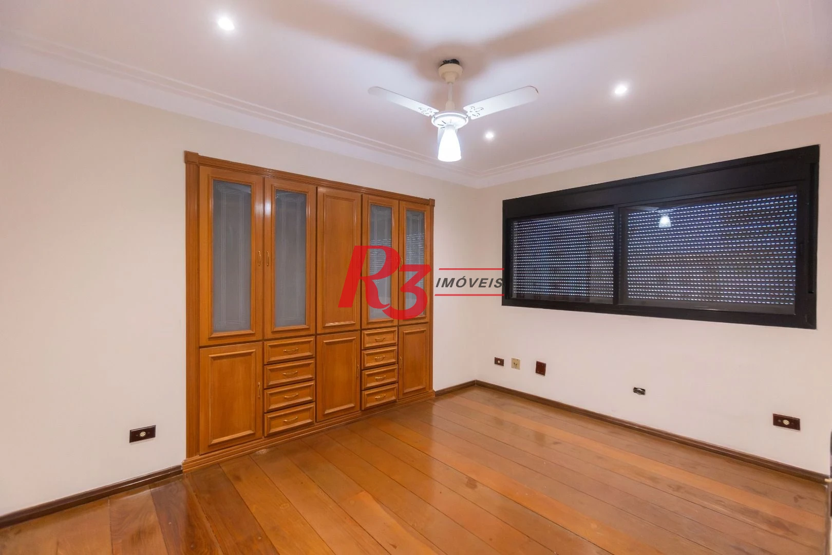 Apartamento com 3 dormitórios à venda, 173 m² por R$ 1.800.000,00 - Boqueirão - Santos/SP