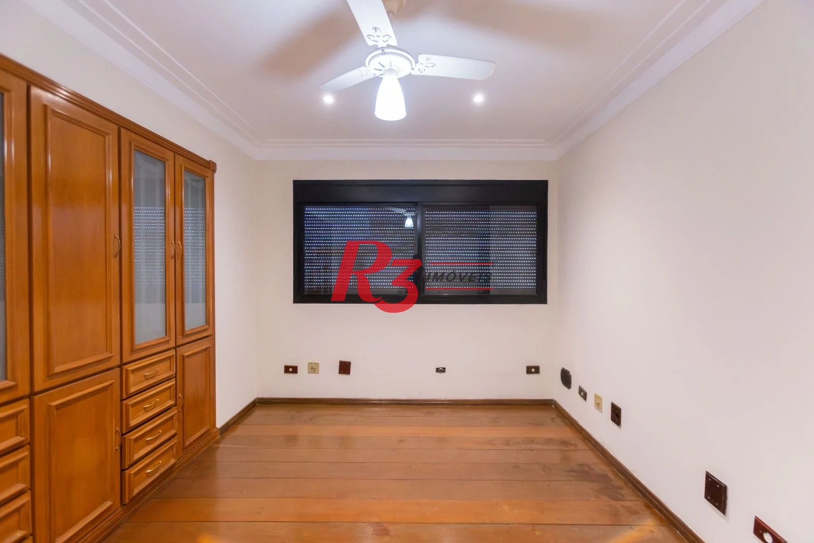 Apartamento com 3 dormitórios à venda, 173 m² por R$ 1.800.000,00 - Boqueirão - Santos/SP
