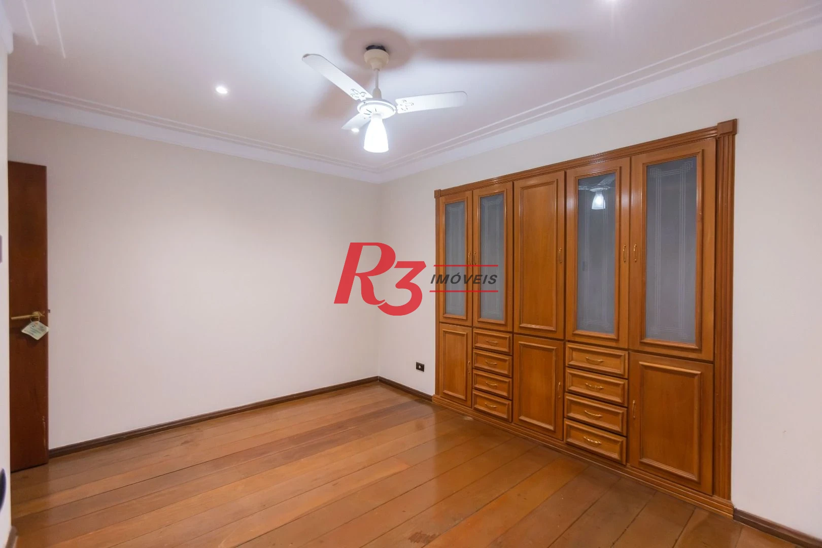 Apartamento com 3 dormitórios à venda, 173 m² por R$ 1.800.000,00 - Boqueirão - Santos/SP