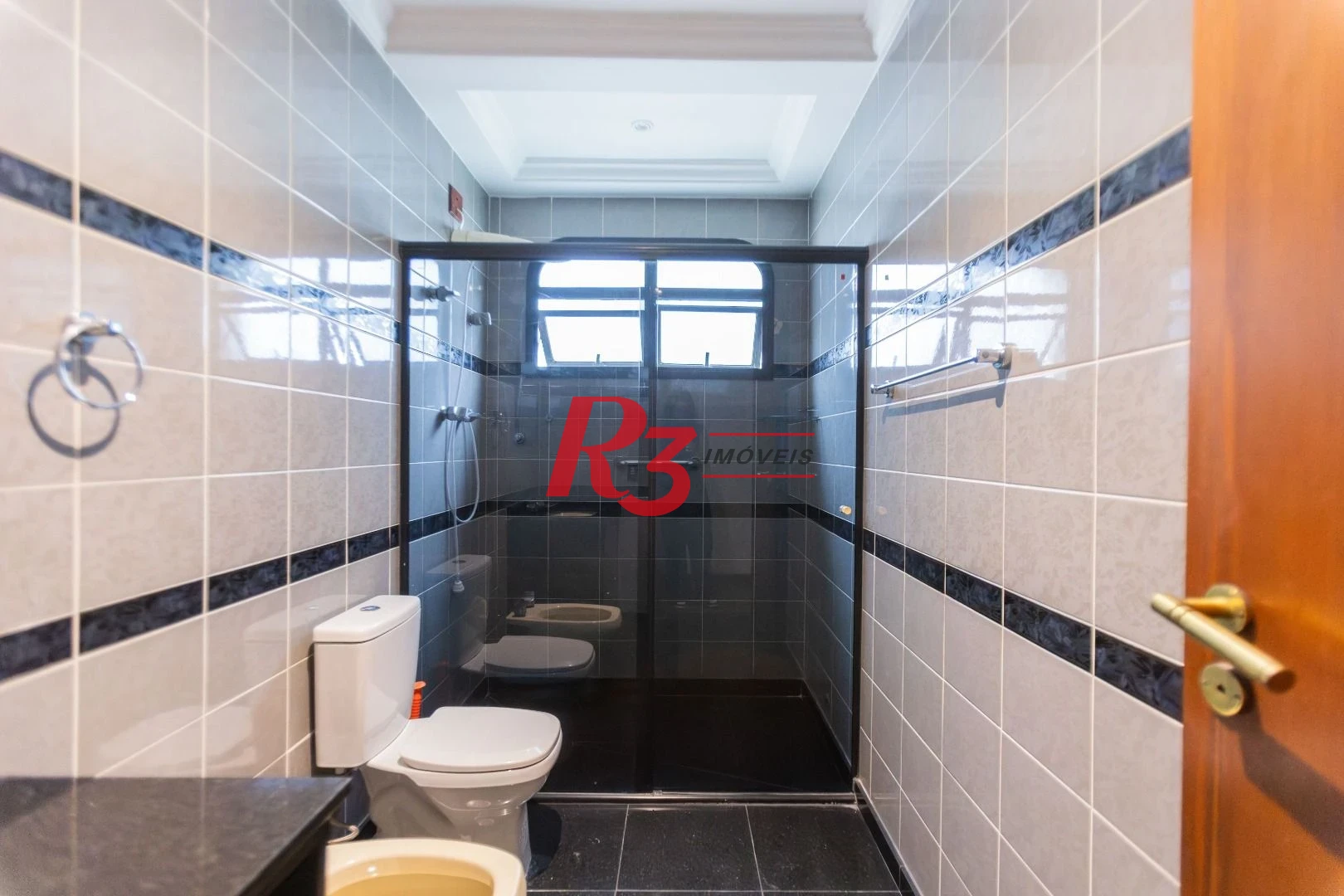 Apartamento com 3 dormitórios à venda, 173 m² por R$ 1.800.000,00 - Boqueirão - Santos/SP