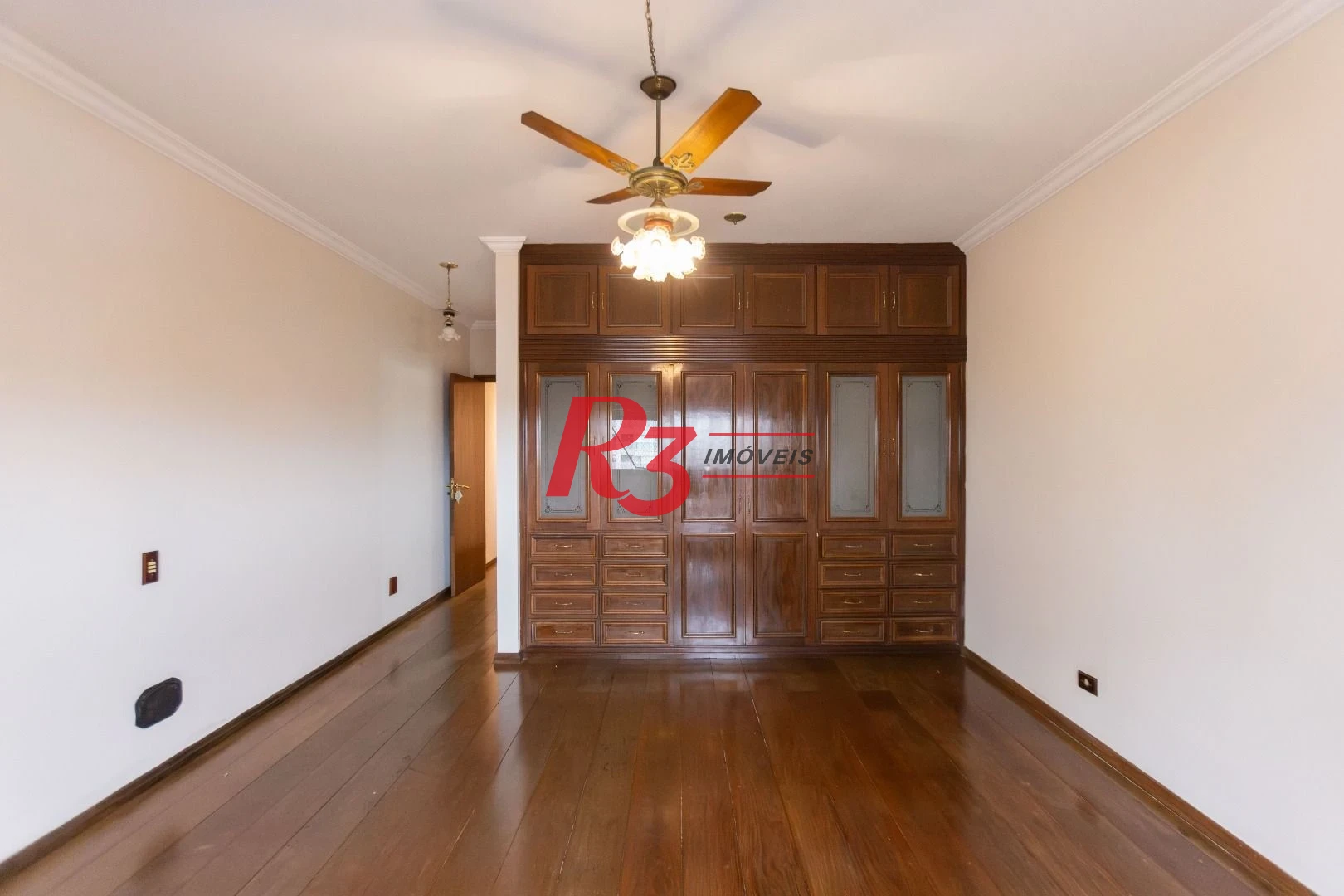 Apartamento com 3 dormitórios à venda, 173 m² por R$ 1.800.000,00 - Boqueirão - Santos/SP
