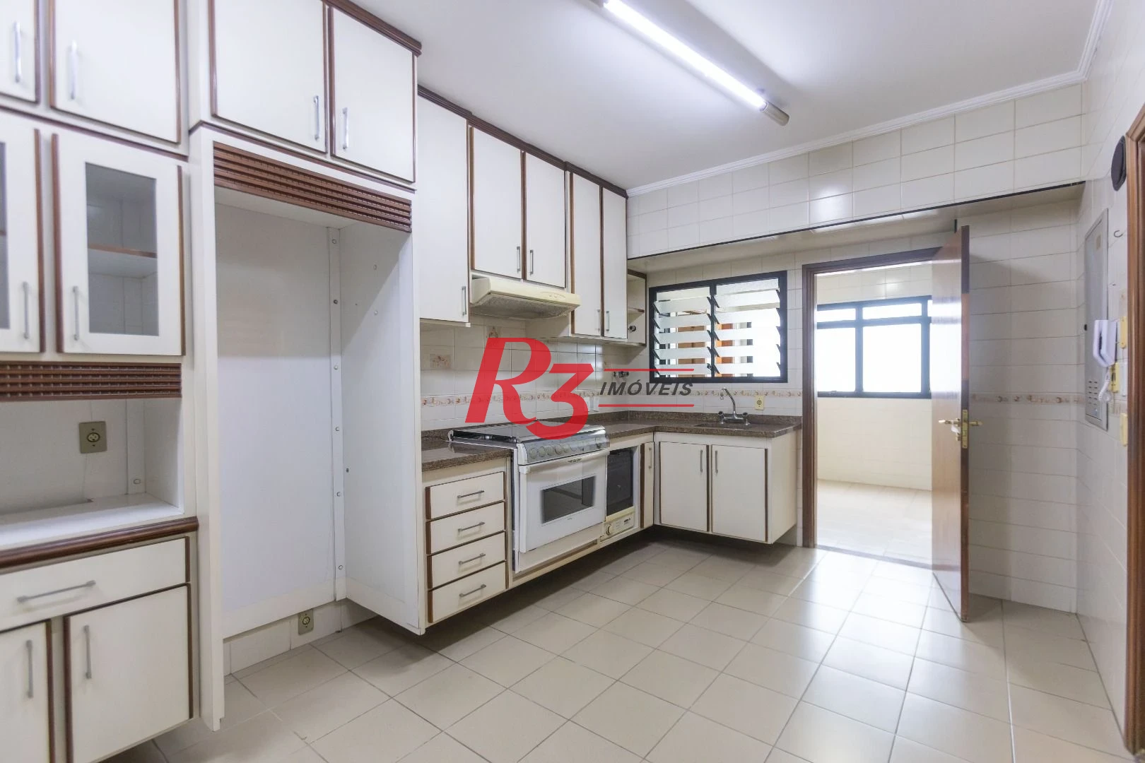 Apartamento com 3 dormitórios à venda, 173 m² por R$ 1.800.000,00 - Boqueirão - Santos/SP