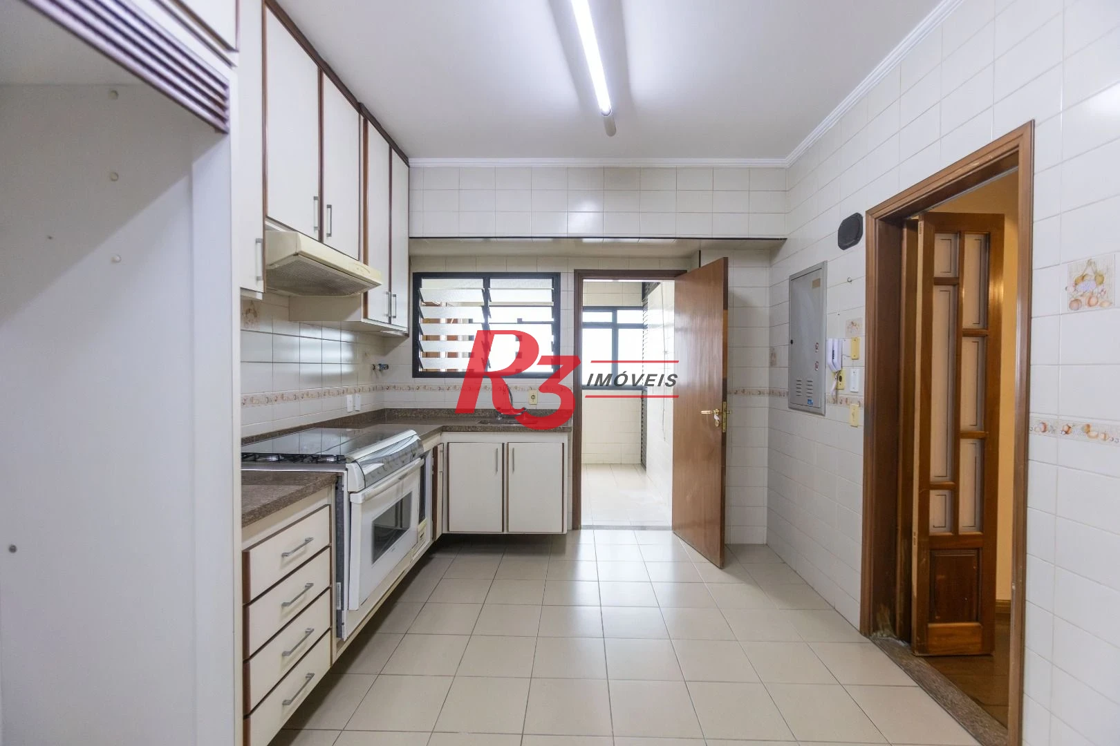 Apartamento com 3 dormitórios à venda, 173 m² por R$ 1.800.000,00 - Boqueirão - Santos/SP