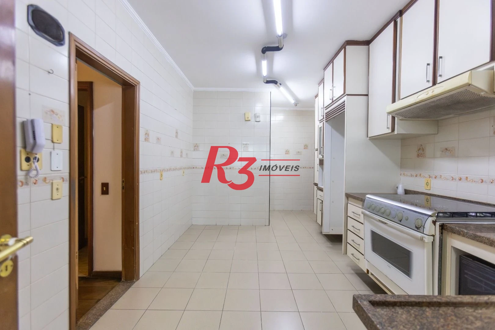 Apartamento com 3 dormitórios à venda, 173 m² por R$ 1.800.000,00 - Boqueirão - Santos/SP