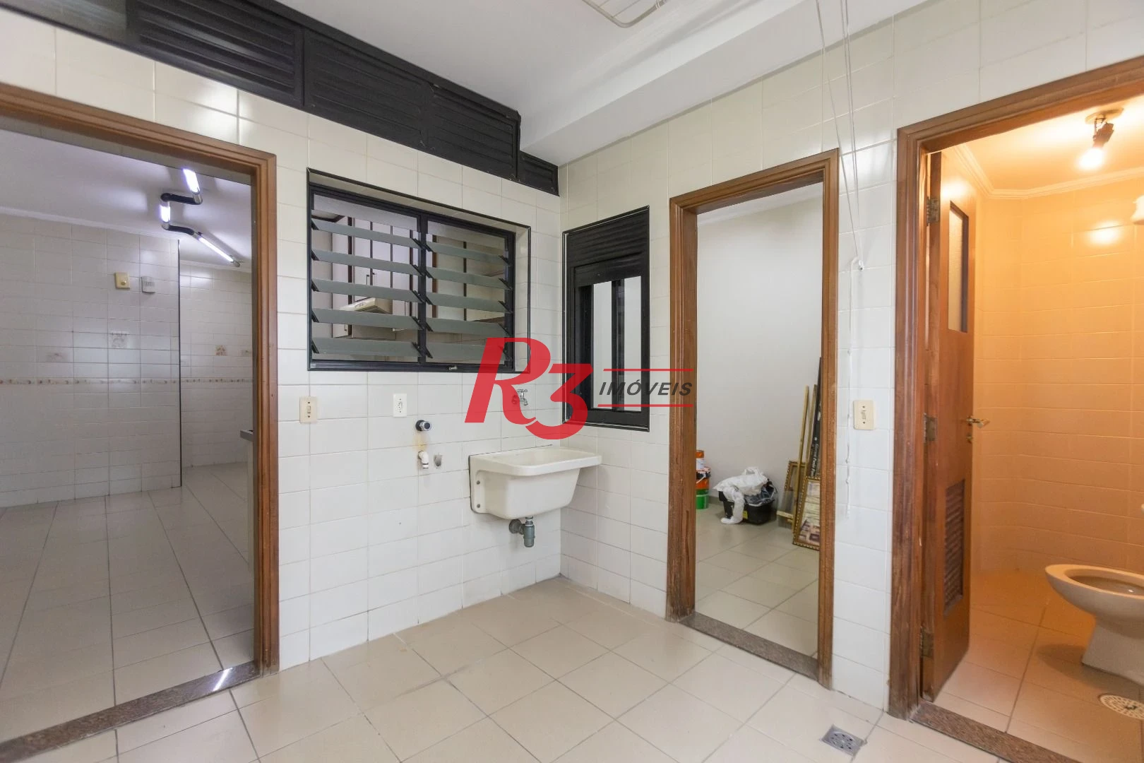 Apartamento com 3 dormitórios à venda, 173 m² por R$ 1.800.000,00 - Boqueirão - Santos/SP