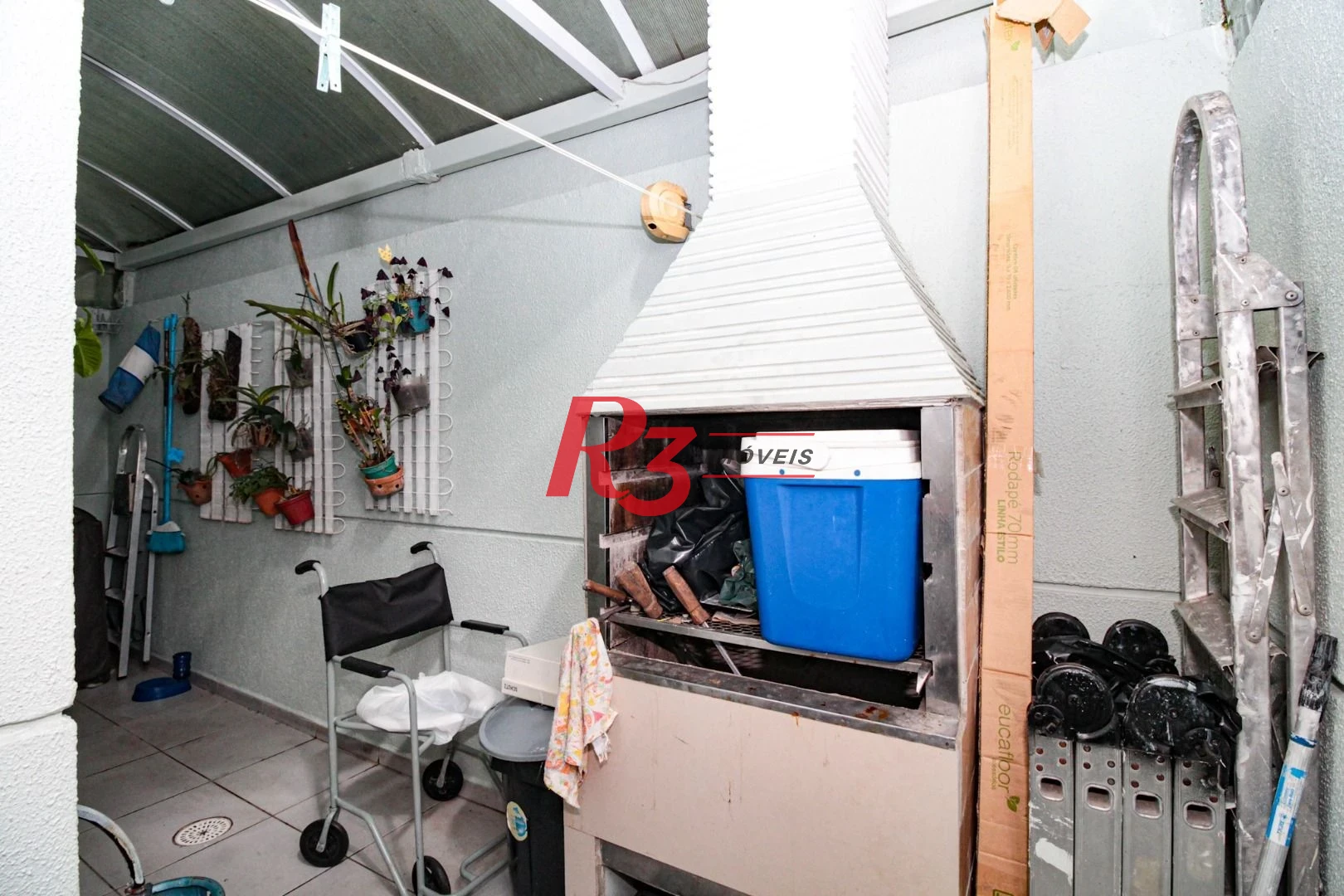 Sobrado com 3 dormitórios à venda, 89 m² por R$ 790.000,00 - Campo Grande - Santos/SP