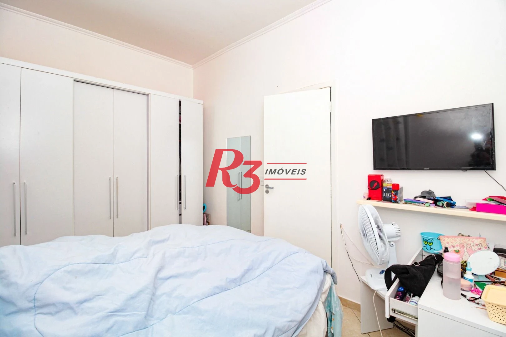 Sobrado com 3 dormitórios à venda, 89 m² por R$ 790.000,00 - Campo Grande - Santos/SP